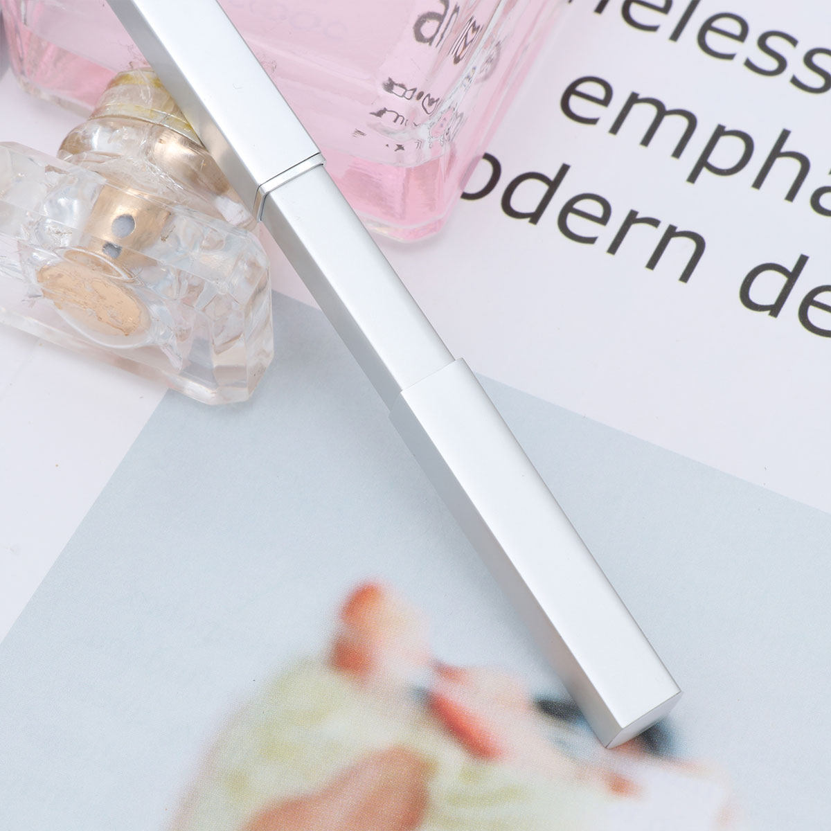 Retractable Lip Brush with Sof - Body Brush 评论和价格